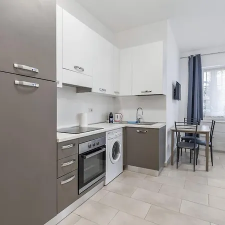 Bright For 2 With Ac, Near Milan Апартаменты *