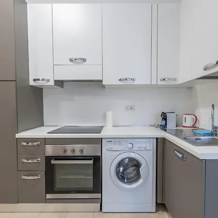 Bright For 2 With Ac, Near Milan *